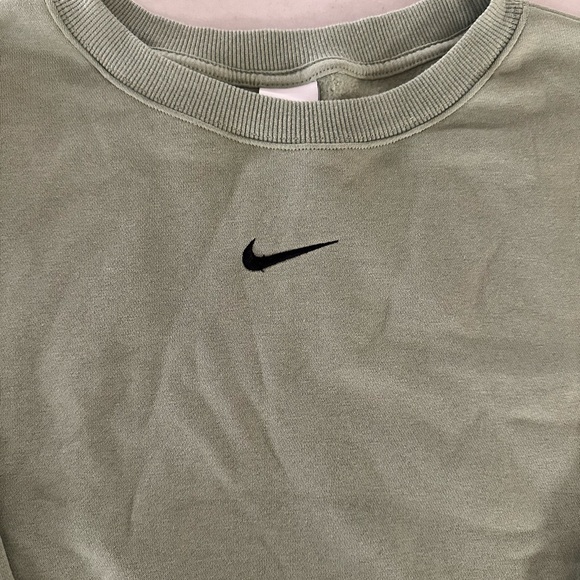 Nike Therma Center Swoosh Size 3XL Sweatshirt Green - Picture 2 of 6